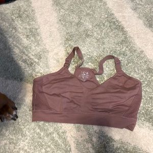 Multi-Layered nursing bra (breast feeding and pumping layer)